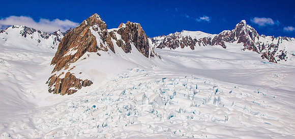 Névé And Icefall