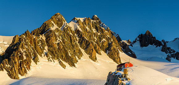 Alpine Hut