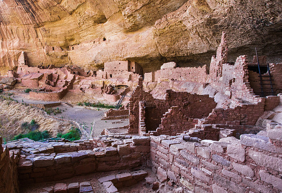 Long House Cliff Dwelling