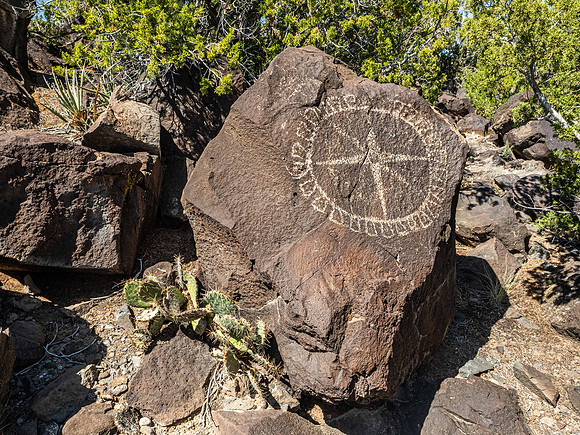 Mesa Prieta Petroglyph Site